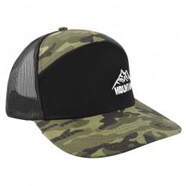 Gorra con malla y ajustador snapback de plástico "Mountain Hike", verde camuflaje/negro